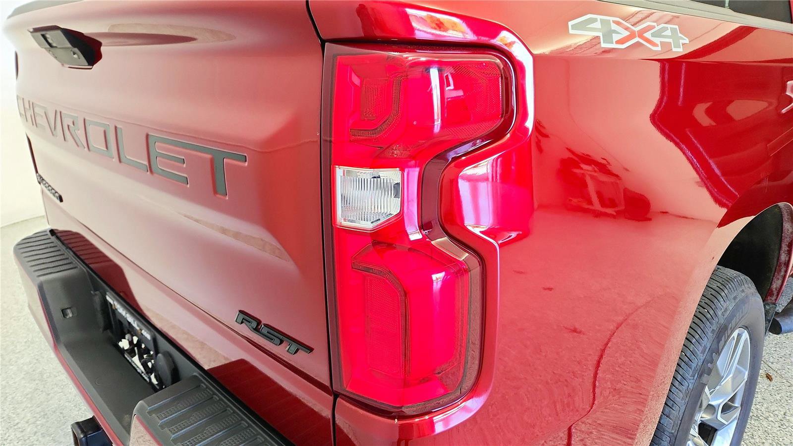 Used 2021 Chevrolet Silverado 1500 RST w/ Convenience Package II image 15