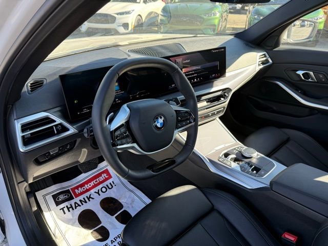 Used 2025 BMW 330i xDrive Sedan AWD/4WD image 16