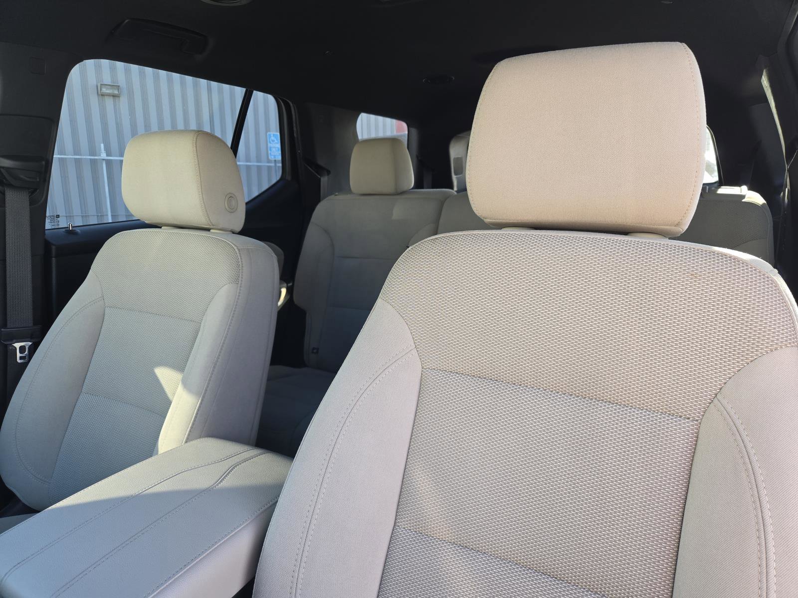 Used 2023 Chevrolet Traverse LS image 22