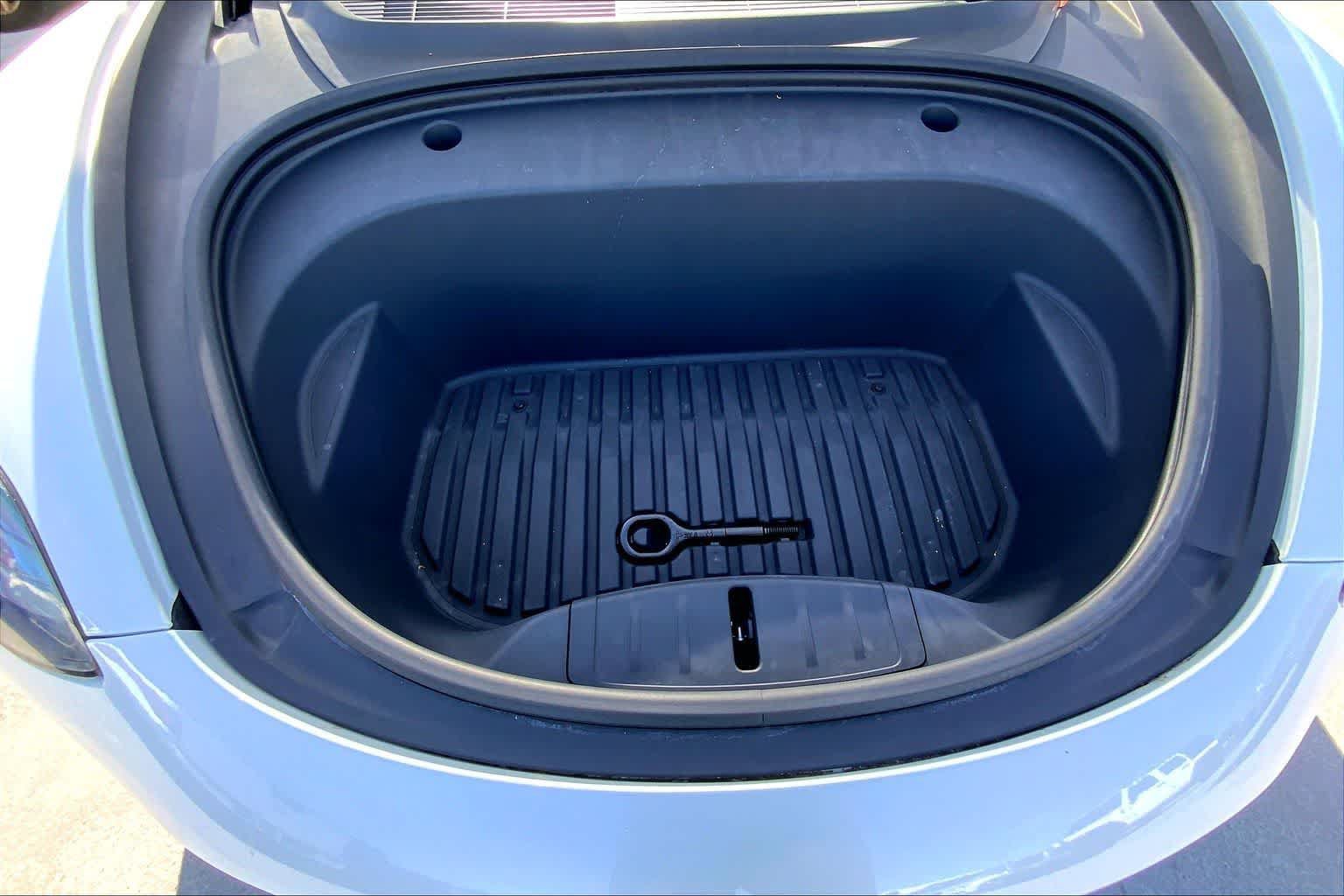 Used 2021 Tesla Model 3 Standard Range Plus RWD image 9