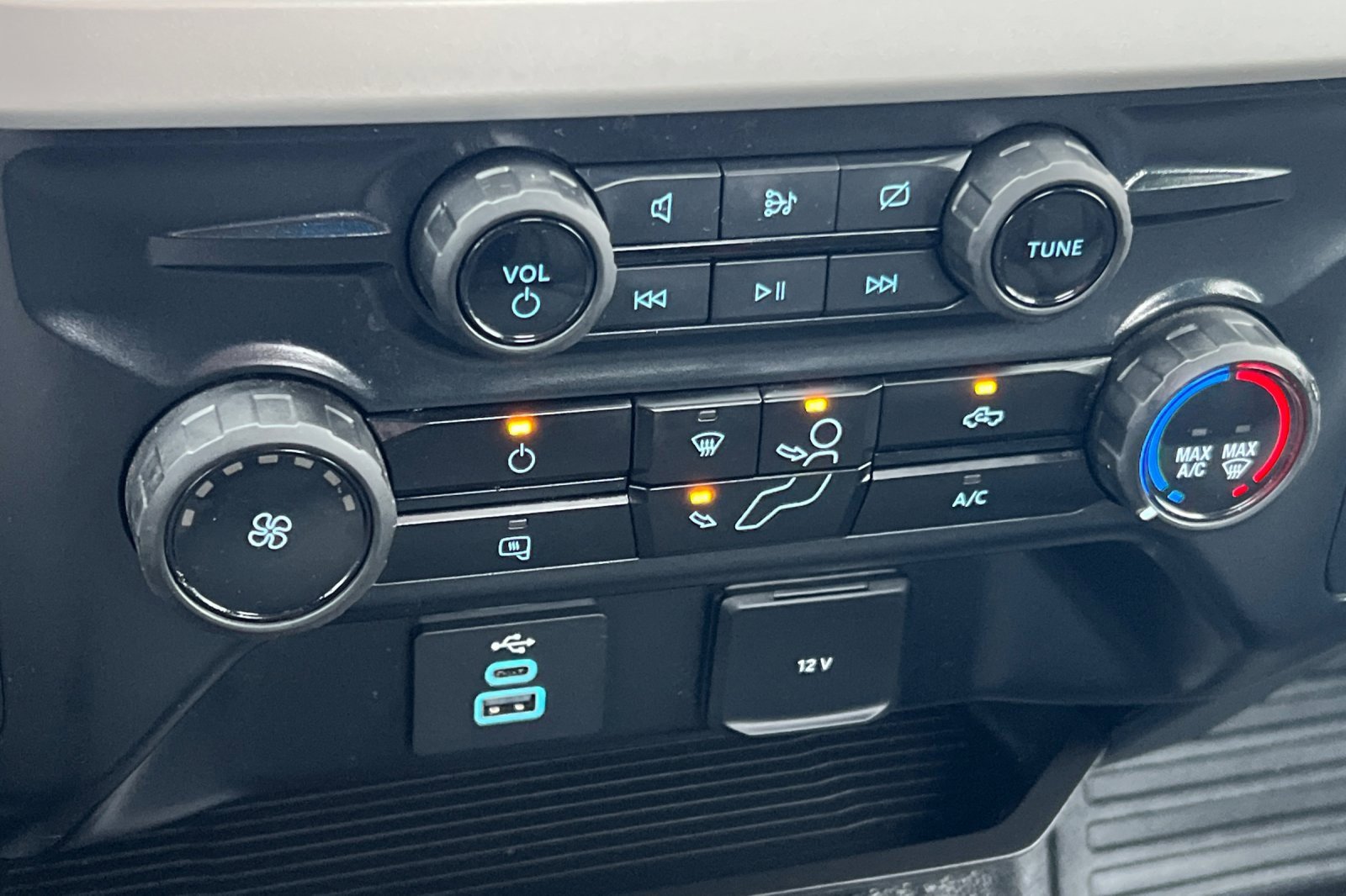 Used 2024 Ford F250 XL w/ XL Chrome Package image 19