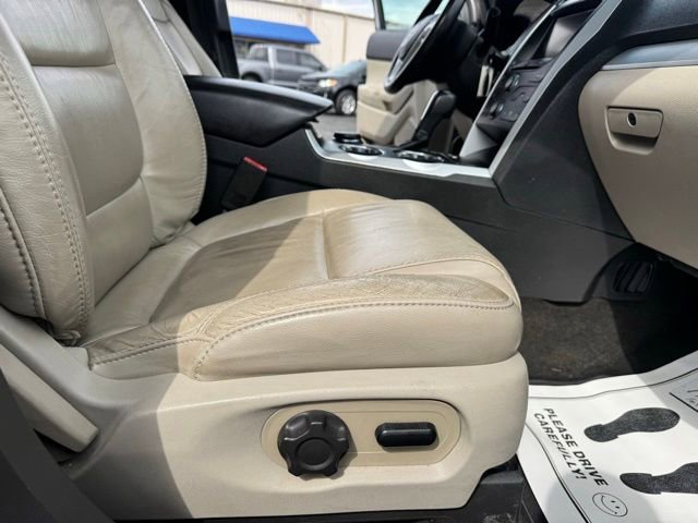 Used 2014 Ford Explorer XLT w/ Equipment Group 202A AWD/4WD image 46