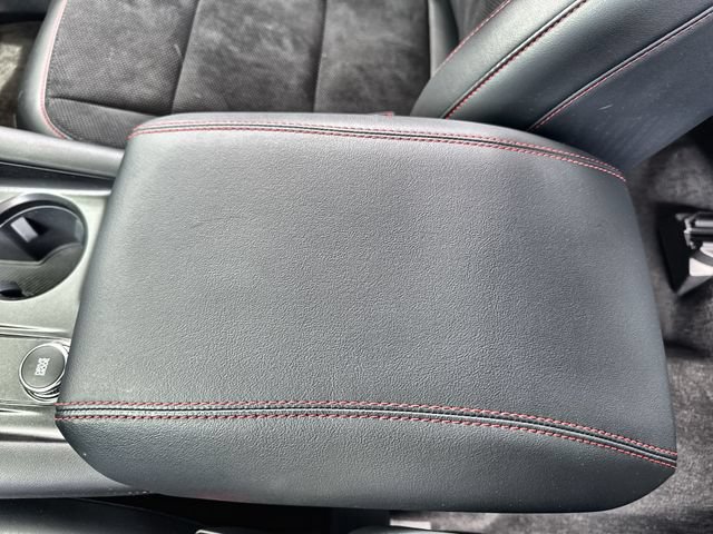 Used 2025 Ford Explorer ST AWD/4WD image 21