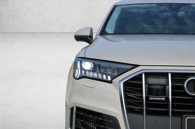 Used 2020 Audi Q7 3.0T Prestige AWD/4WD image 3