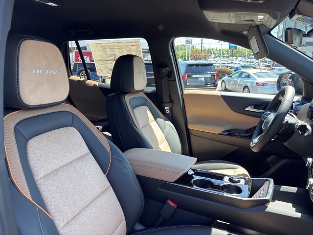 New 2026 Chevrolet Equinox ACTIV w/ Convenience Package III AWD/4WD image 43