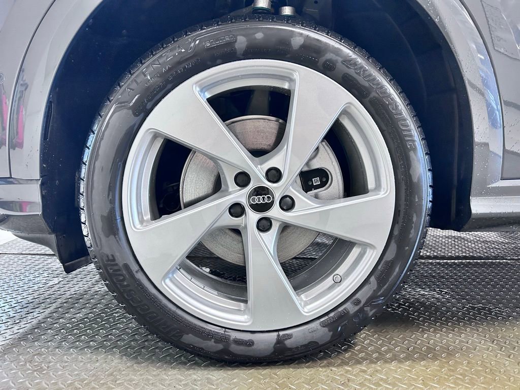 New 2025 Audi Q5 Premium Plus image 29