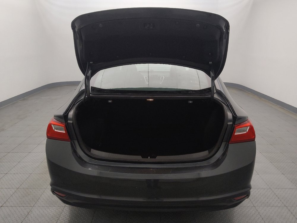 Used 2016 Chevrolet Malibu LT image 29