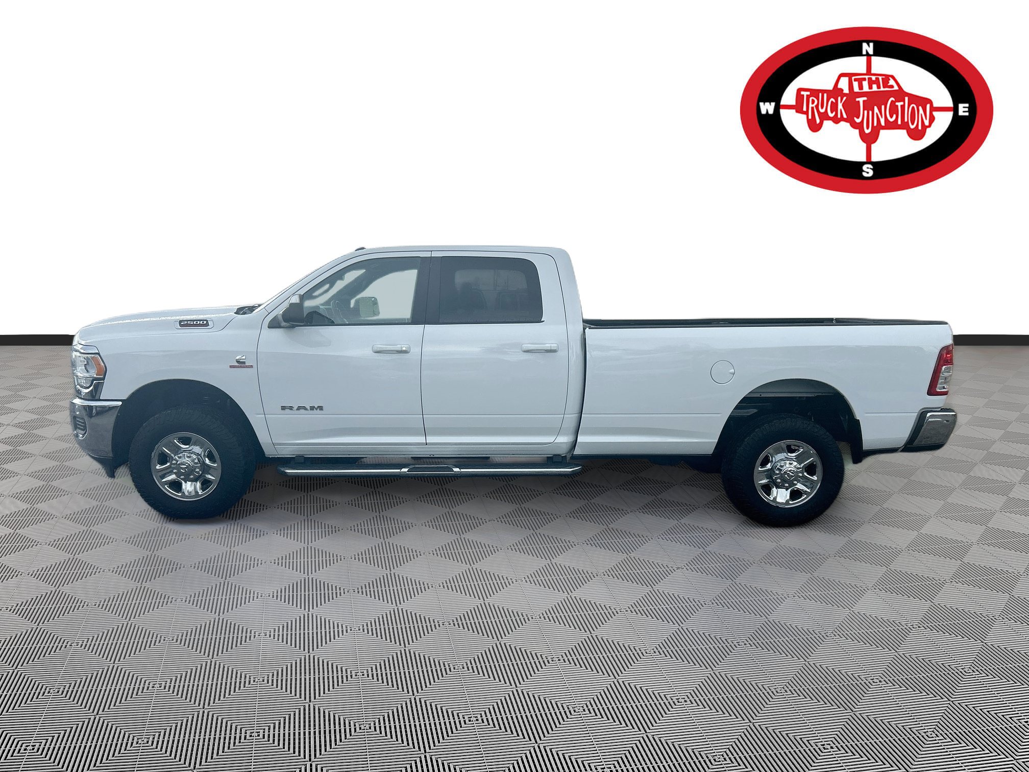 Used 2021 RAM 2500 Big Horn AWD/4WD image 4