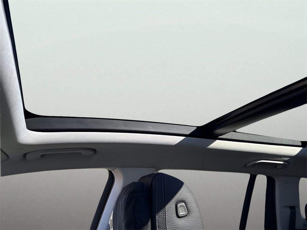 New 2026 Mercedes-Benz GLS 450 4MATIC image 21