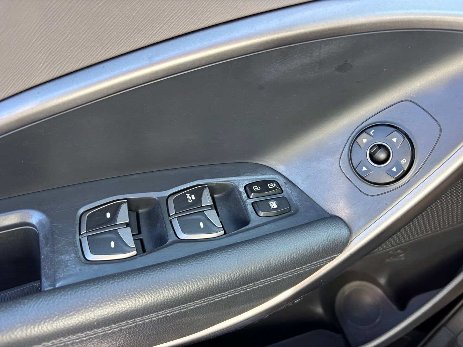 Used 2014 Hyundai Santa Fe Sport FWD image 13