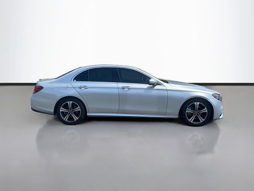 Used 2018 Mercedes-Benz E 300 image 2