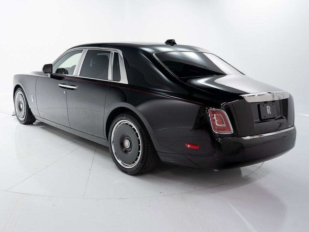 Certified 2024 Rolls-Royce Phantom Sedan w/ The Phantom Package image 3