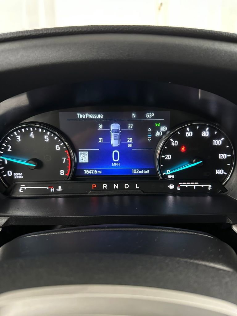 Used 2022 Ford Explorer XLT w/ Equipment Group 202A image 22