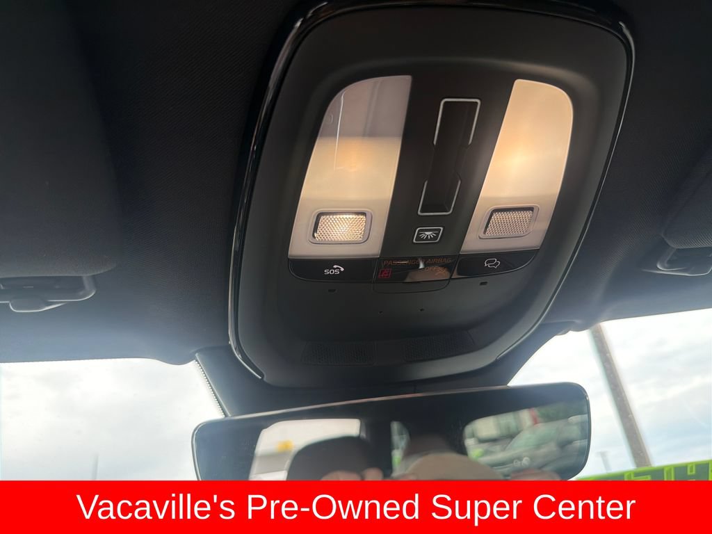 Used 2023 Volvo XC90 B6 Plus AWD/4WD image 21