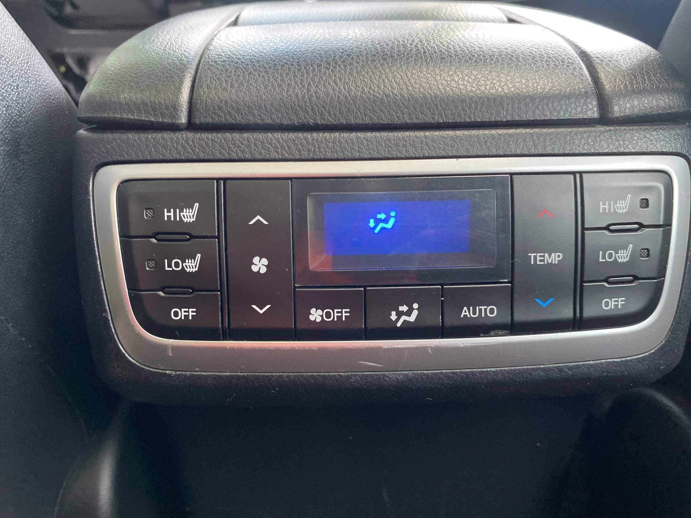 Used 2016 Toyota Highlander Limited Platinum AWD/4WD image 15