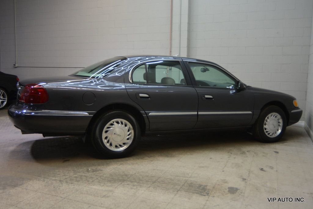 Used 1998 Lincoln Continental FWD image 32