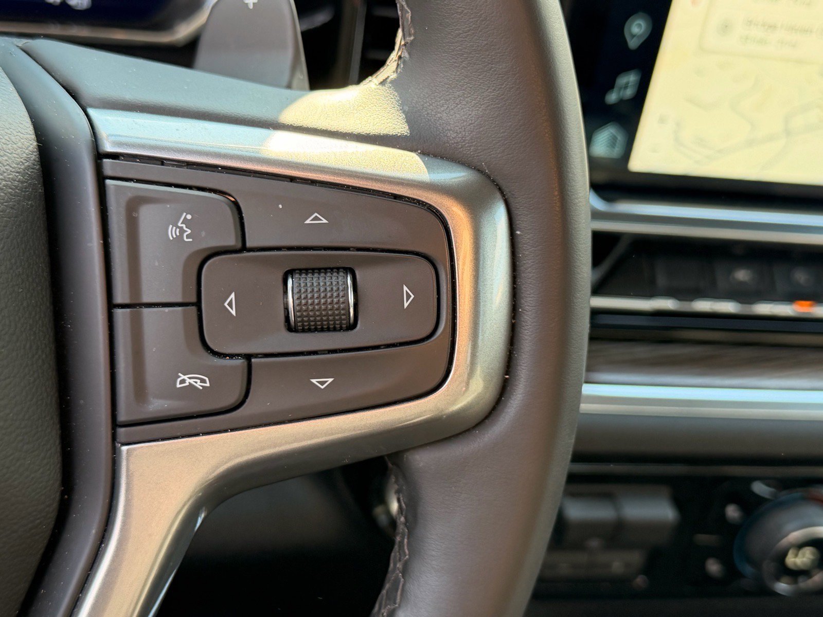 Used 2025 Chevrolet Silverado 1500 RST image 17