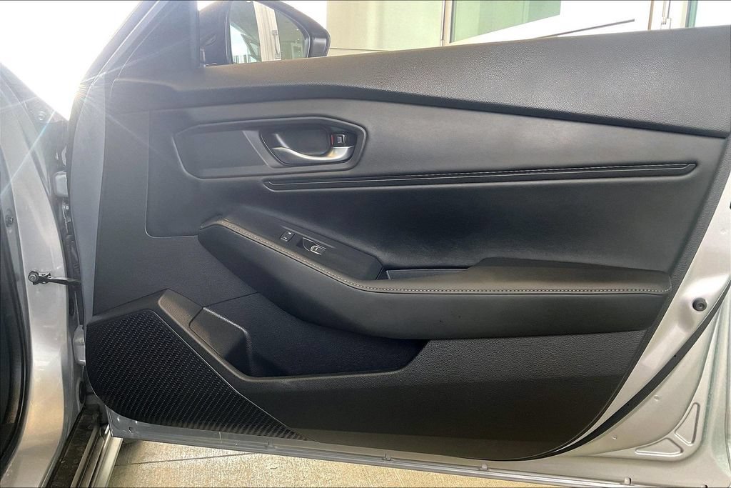Used 2025 Honda Accord Sport image 24