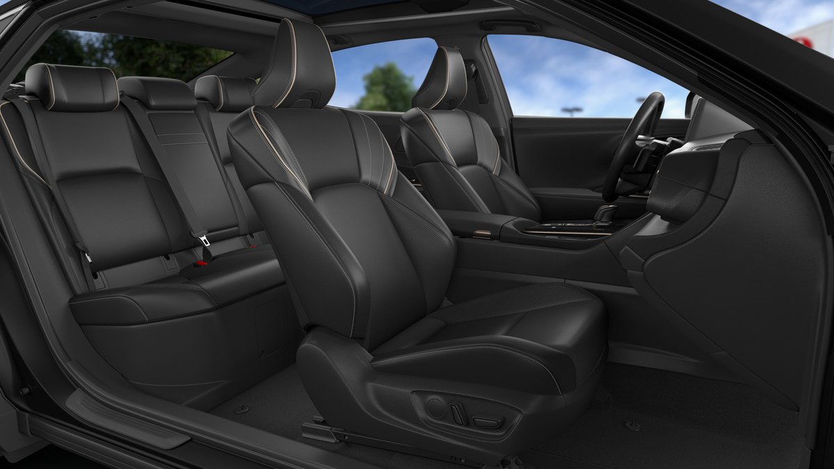 New 2026 Toyota Crown Platinum AWD/4WD image 20