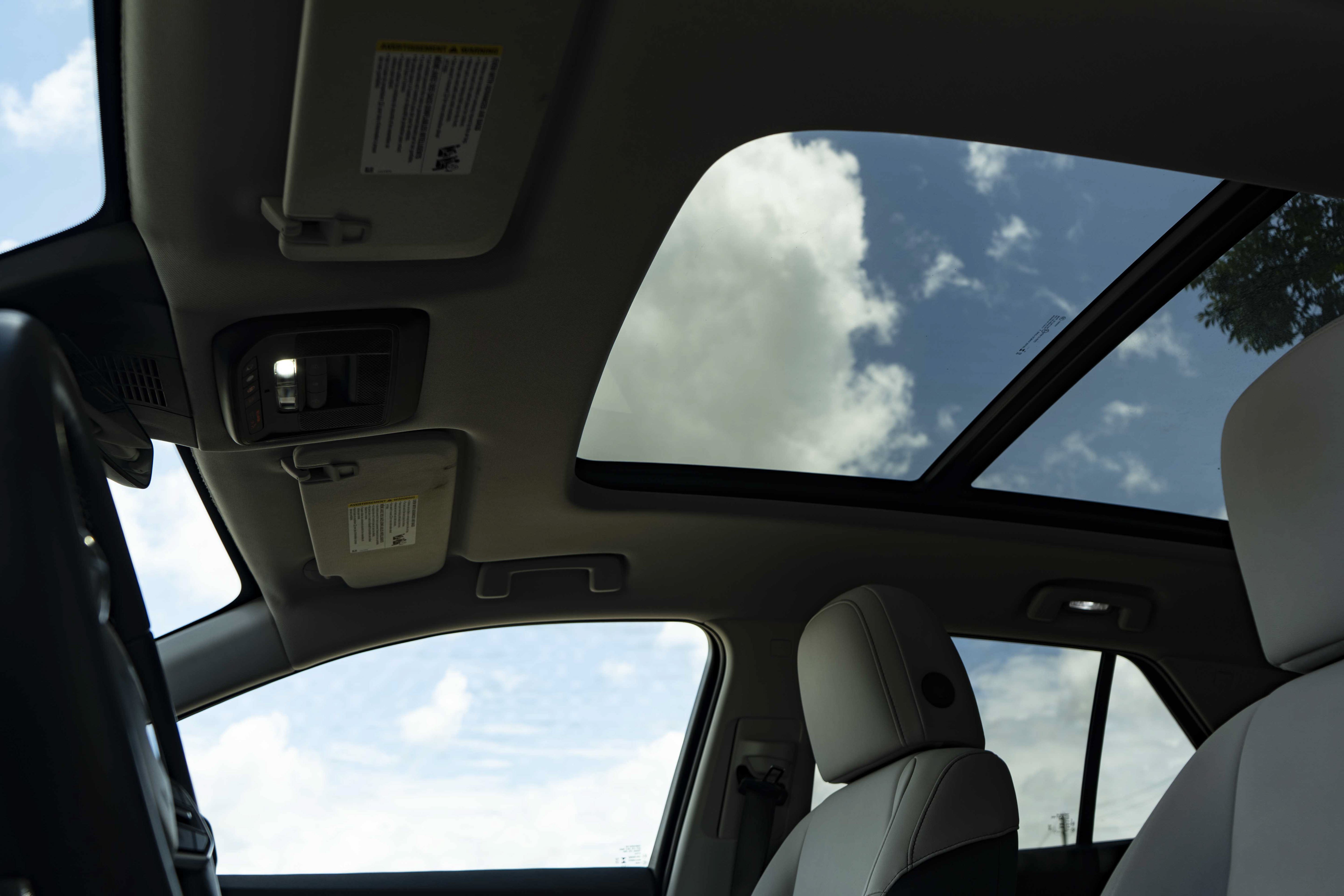 Used 2024 Honda Prologue Touring image 32