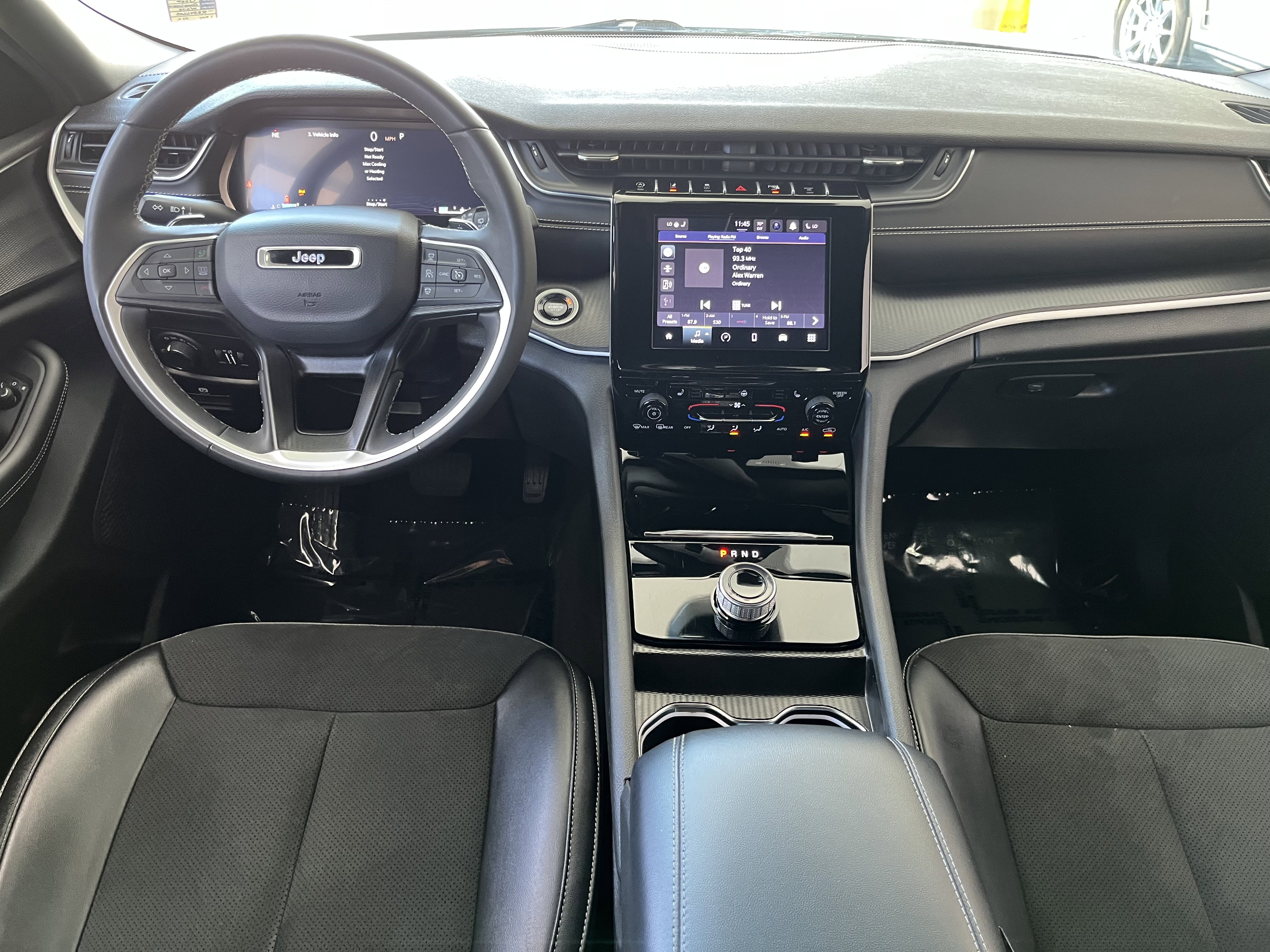 Used 2024 Jeep Grand Cherokee Altitude image 16