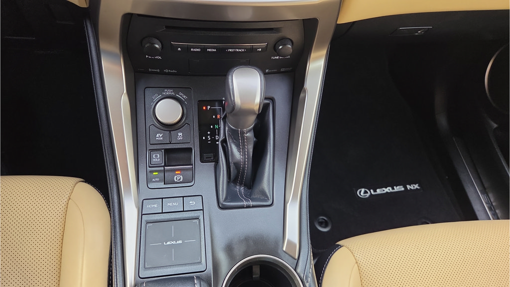 Used 2015 Lexus NX 300h AWD w/ Luxury Package image 43
