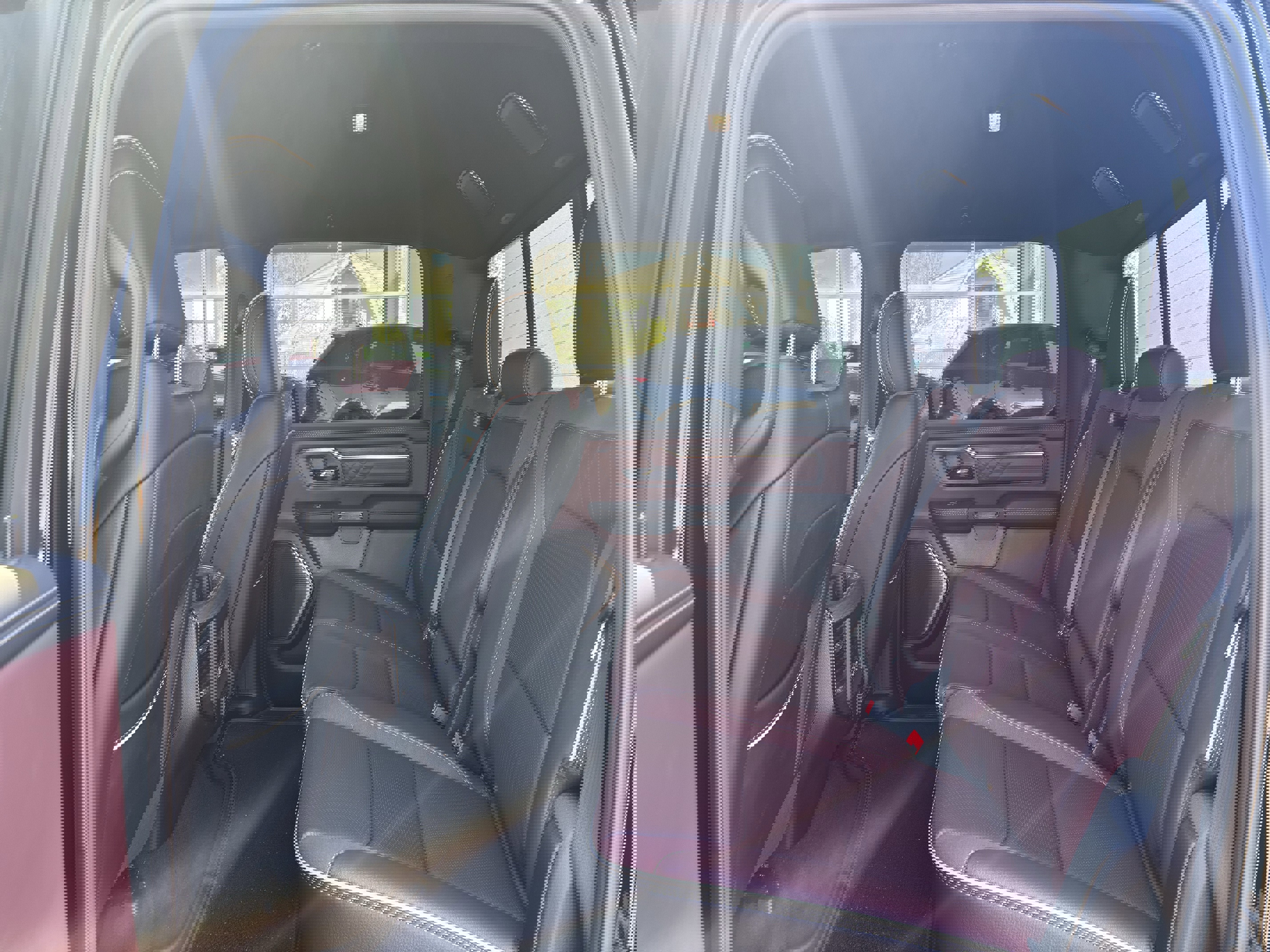 Used 2025 RAM 1500 Limited AWD/4WD image 19