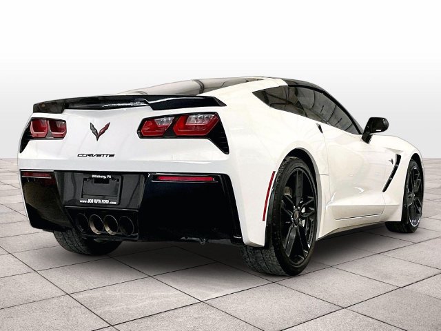 Used 2015 Chevrolet Corvette Stingray Coupe w/ Battery Protection Package RWD image 11