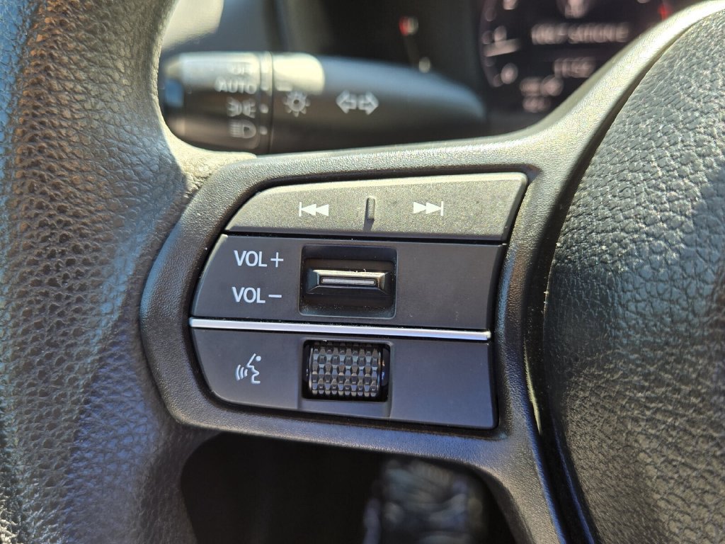Certified 2025 Honda Accord SE image 25
