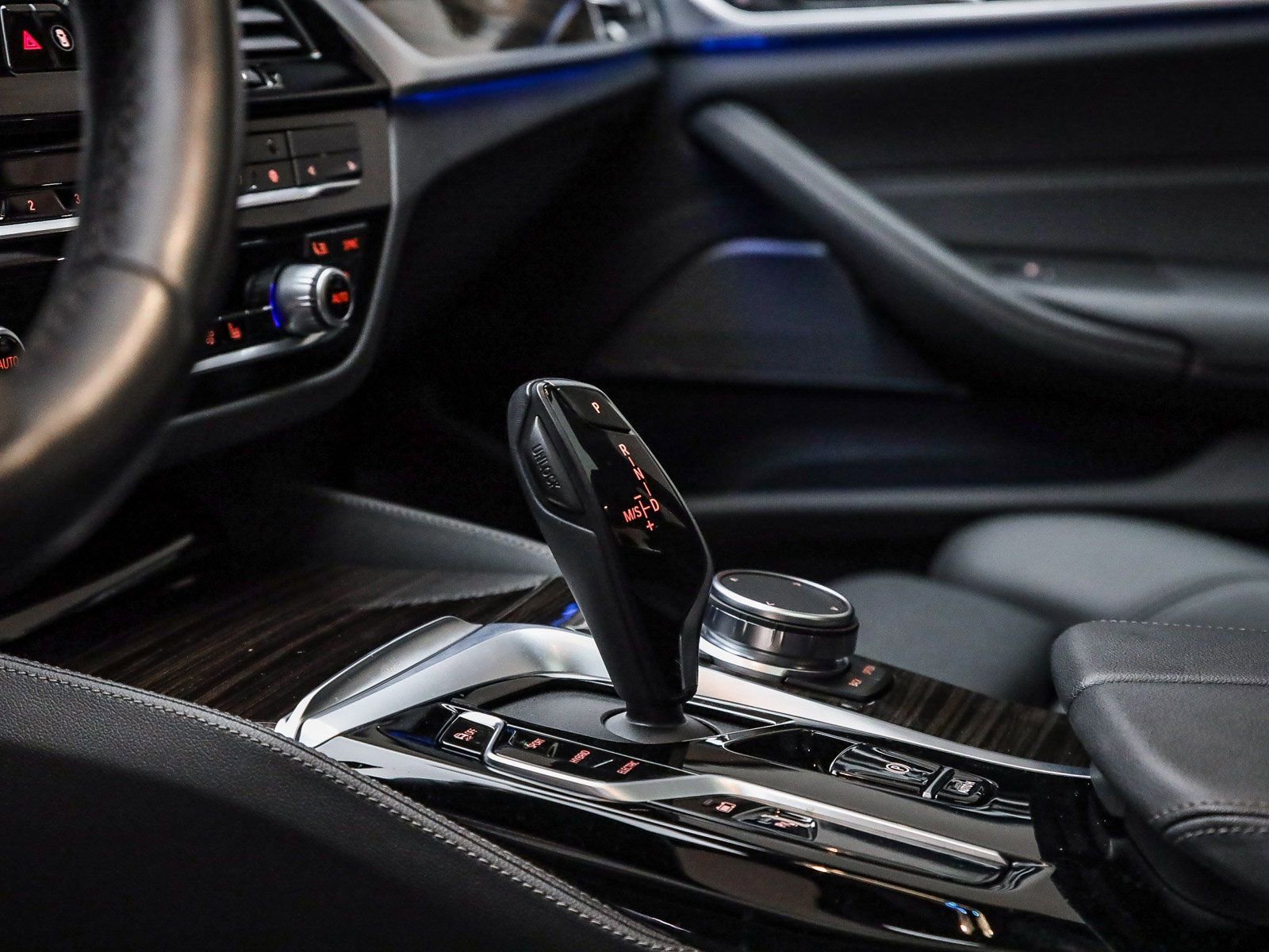 Certified 2023 BMW 530e w/ M Sport Package image 25