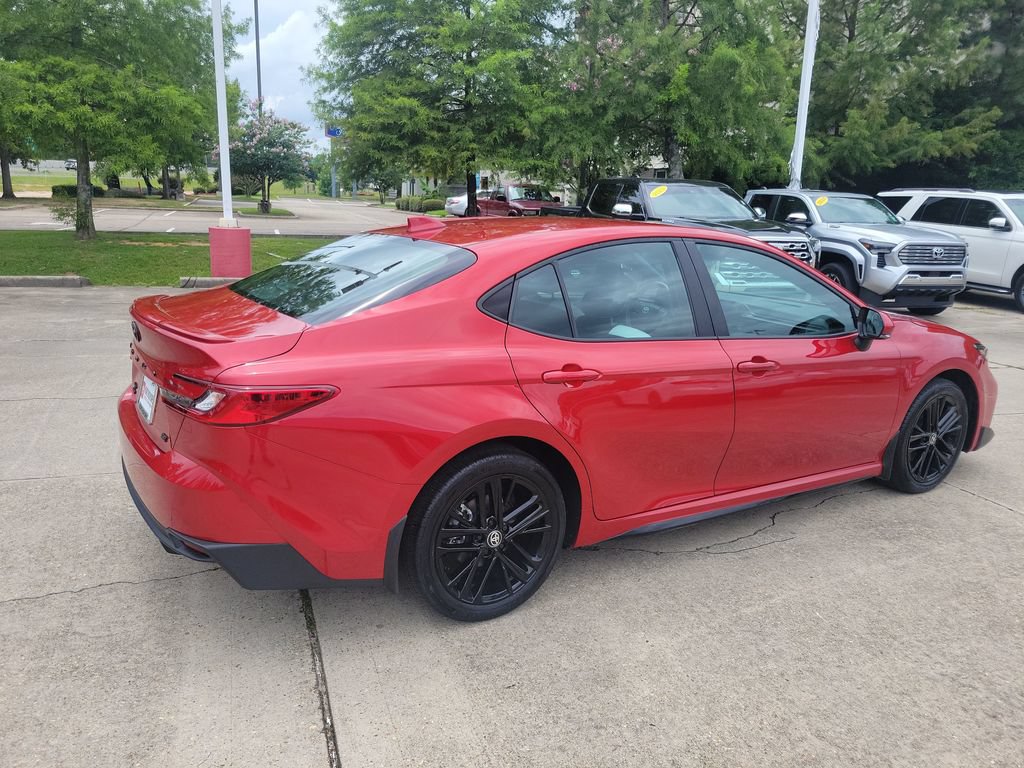 Certified 2025 Toyota Camry SE w/ Convenience Package AWD/4WD image 7