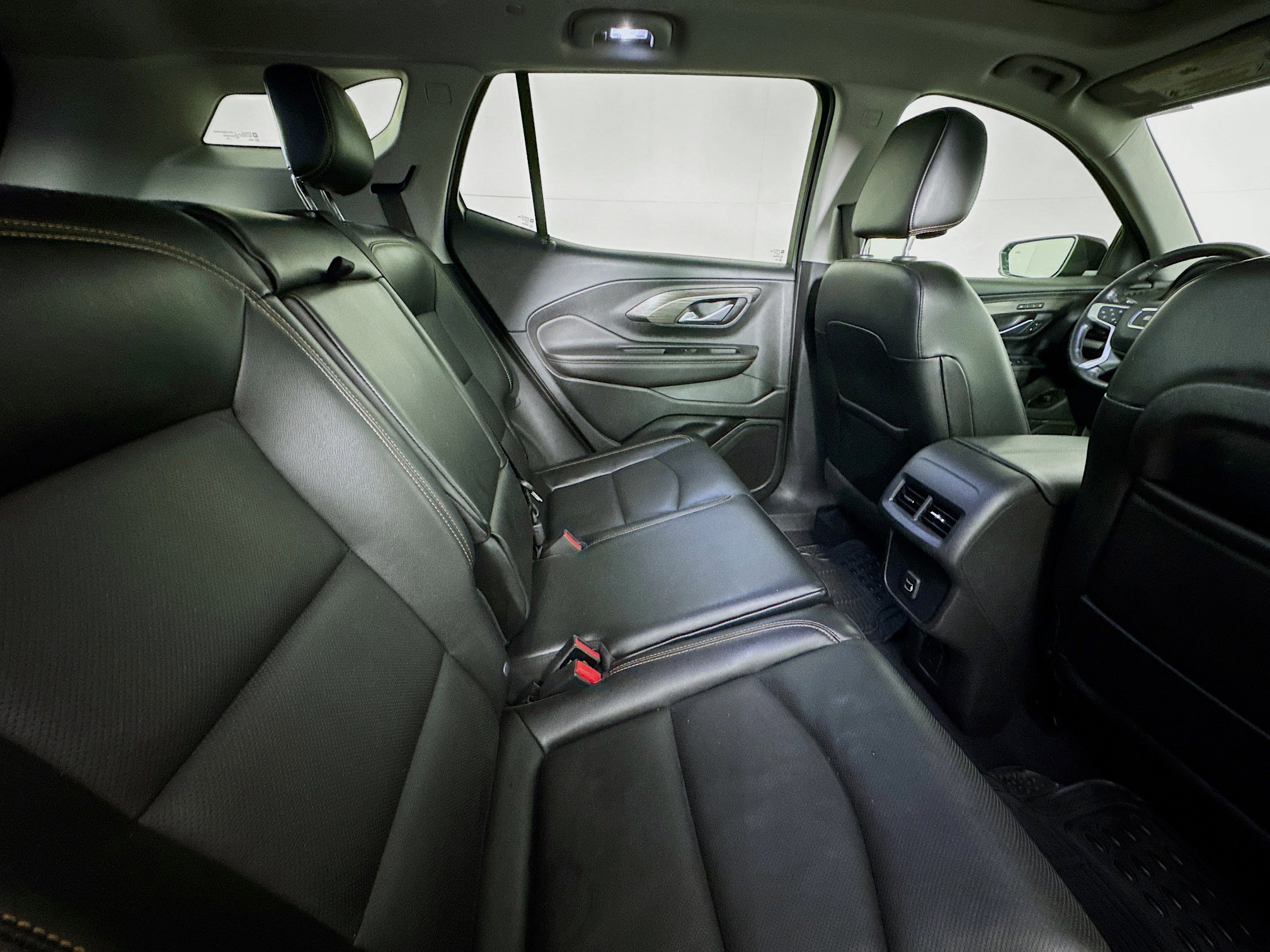 Used 2020 GMC Terrain SLT w/ Preferred Package image 26