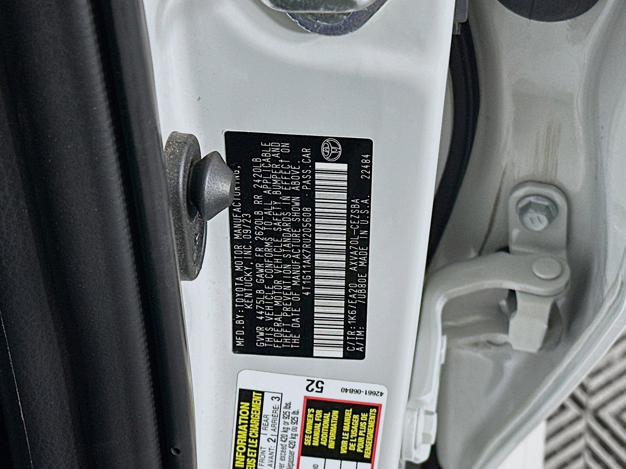 Used 2024 Toyota Camry SE FWD image 12