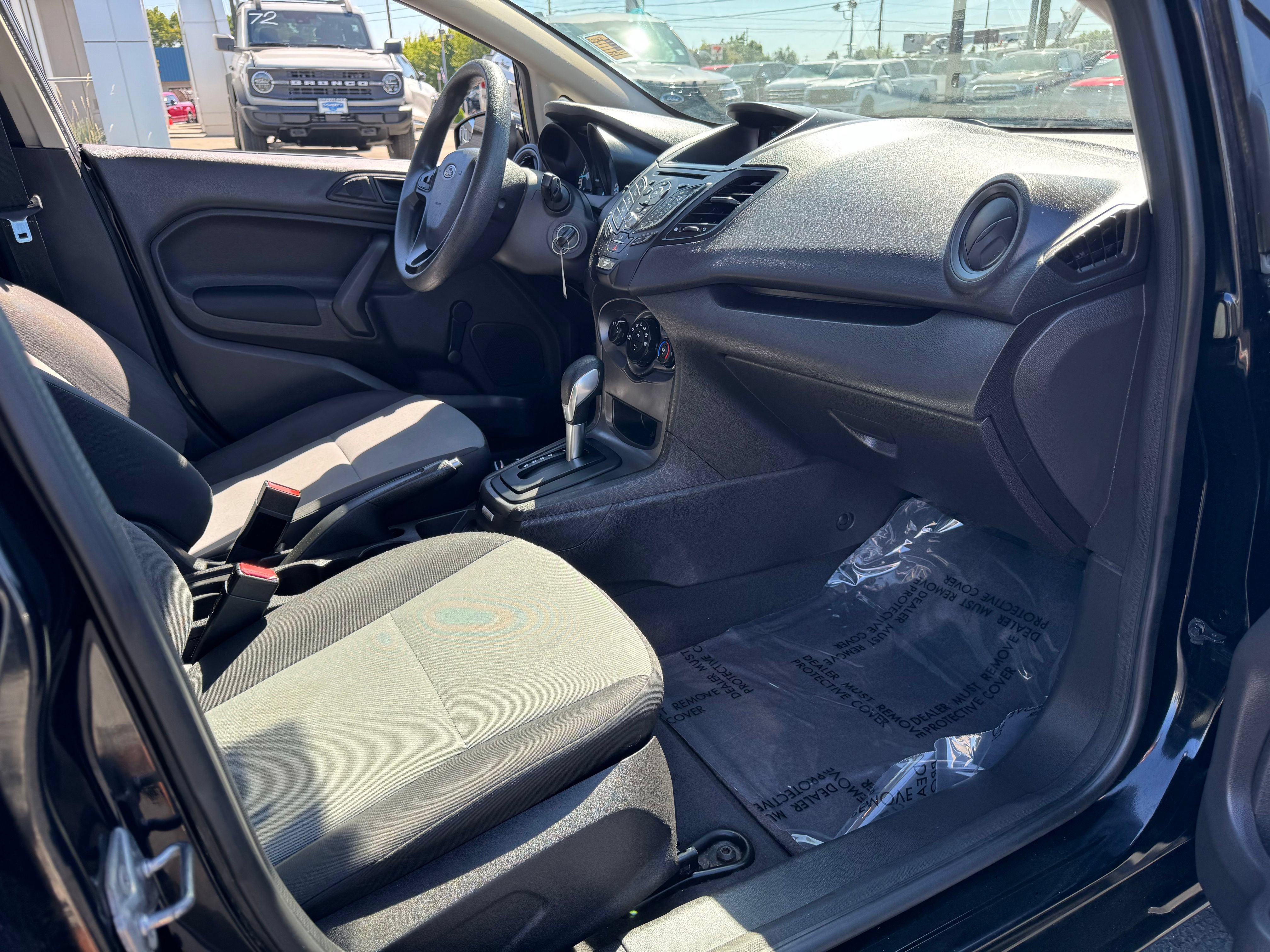 Used 2017 Ford Fiesta S FWD image 23