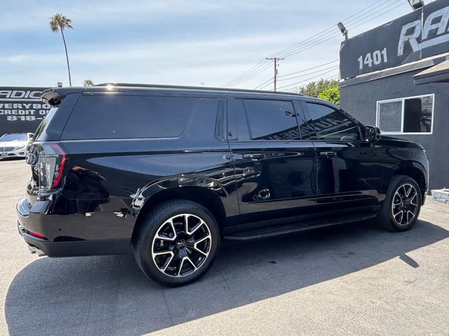 Used 2025 Chevrolet Suburban RST w/ Comfort Package AWD/4WD image 12
