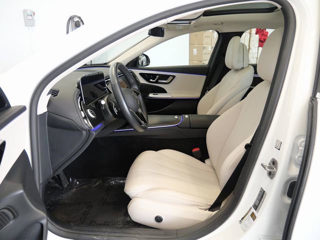 Used 2025 Mercedes-Benz E 350 4MATIC Sedan image 13