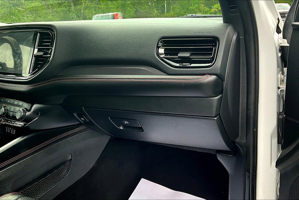 Used 2023 Dodge Durango GT image 15