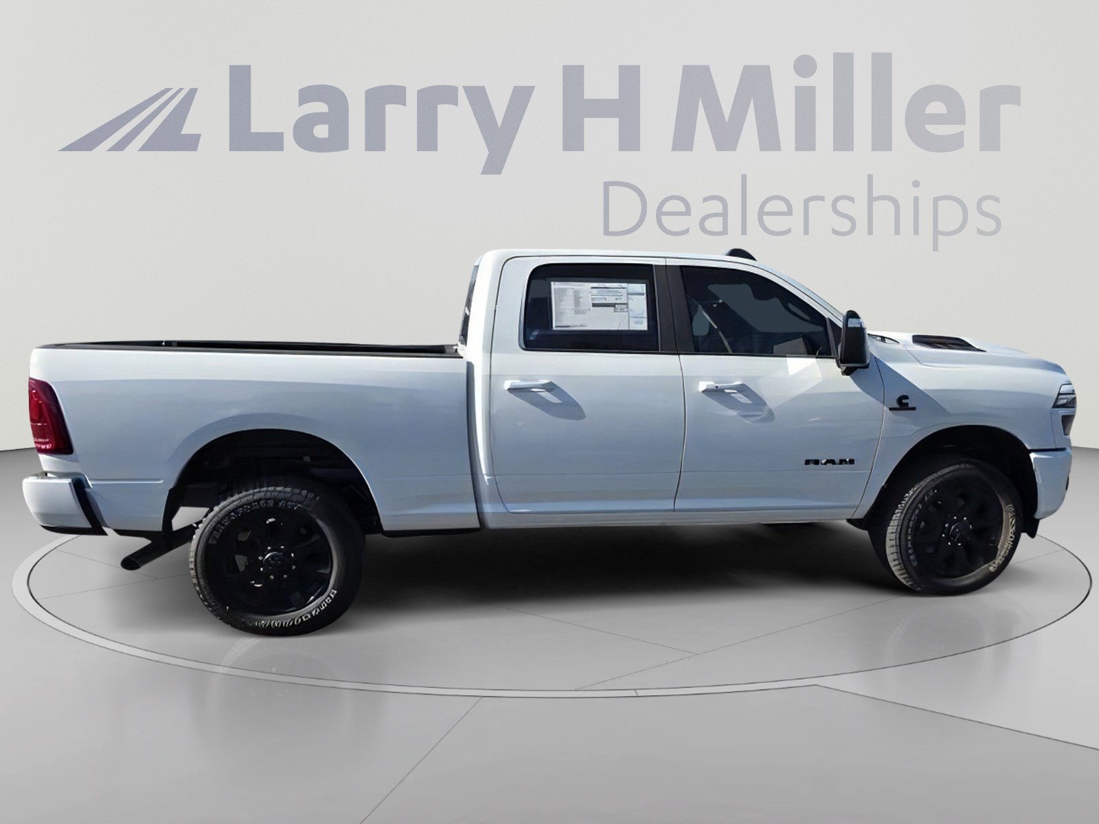 New 2026 RAM 2500 Laramie w/ Night Edition AWD/4WD image 7
