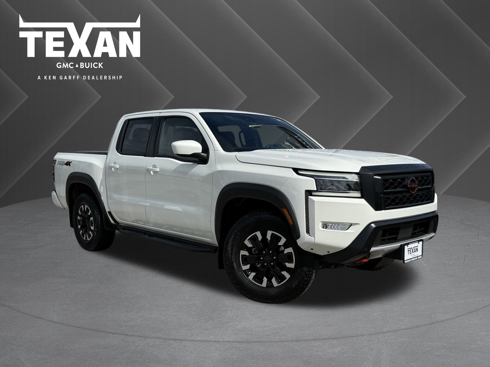 Used 2024 Nissan Frontier PRO-4X image 1