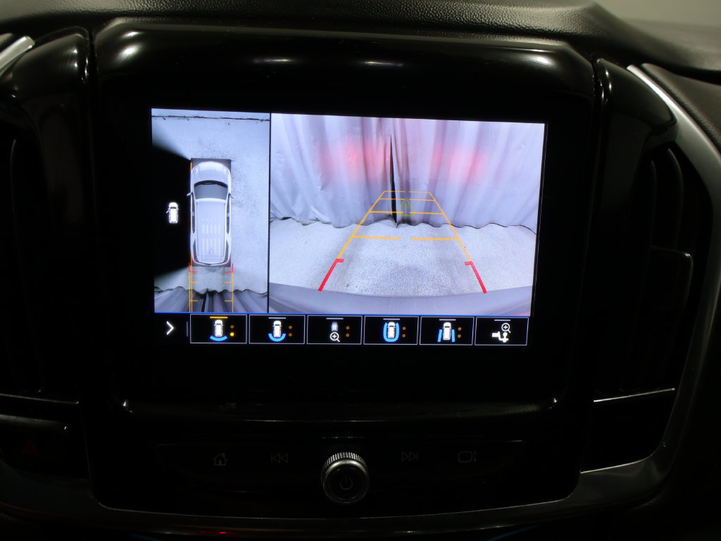Used 2020 Chevrolet Traverse Premier AWD/4WD image 27