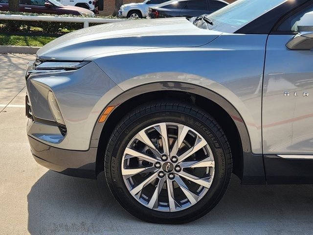 Used 2024 Chevrolet Blazer Premier w/ Driver Confidence II Package image 15