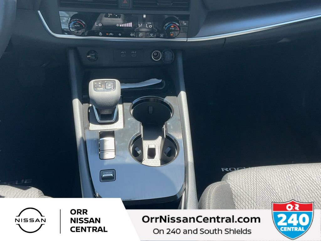 New 2026 Nissan Rogue SV w/ Cold Weather Package FWD image 24