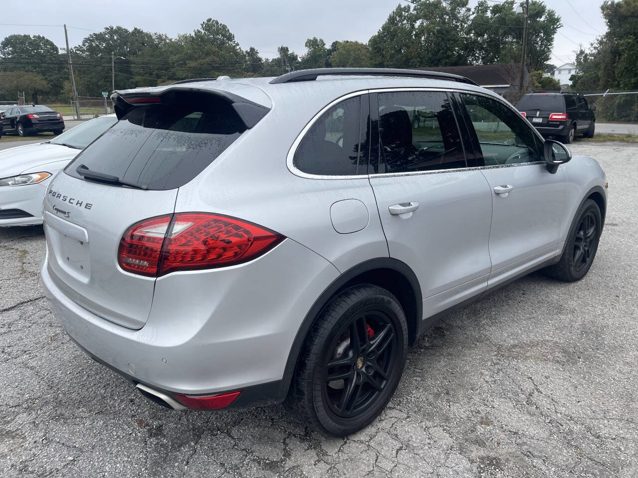 Used 2011 Porsche Cayenne S AWD/4WD image 7