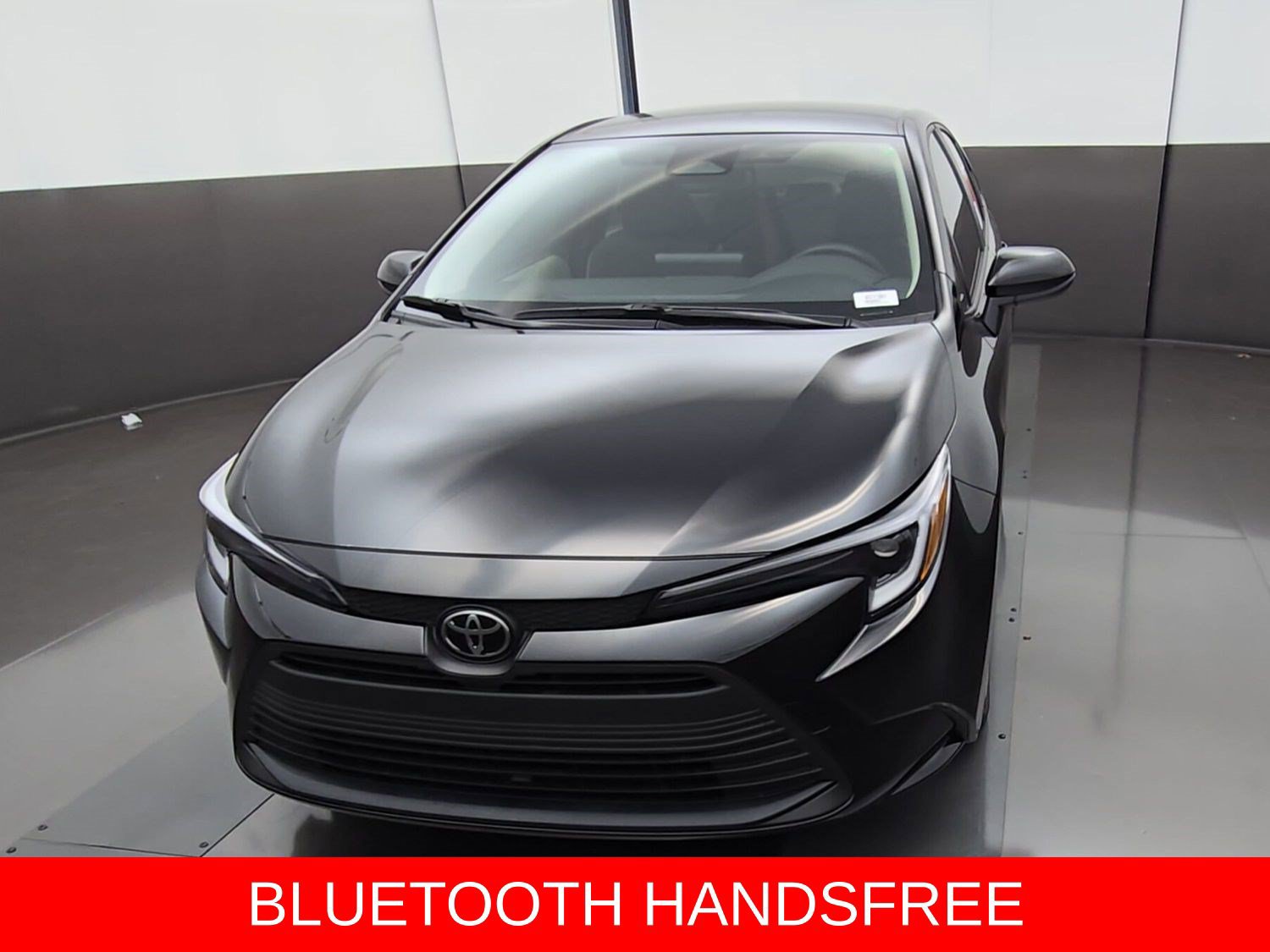 New 2027 Toyota Corolla LE FWD image 3