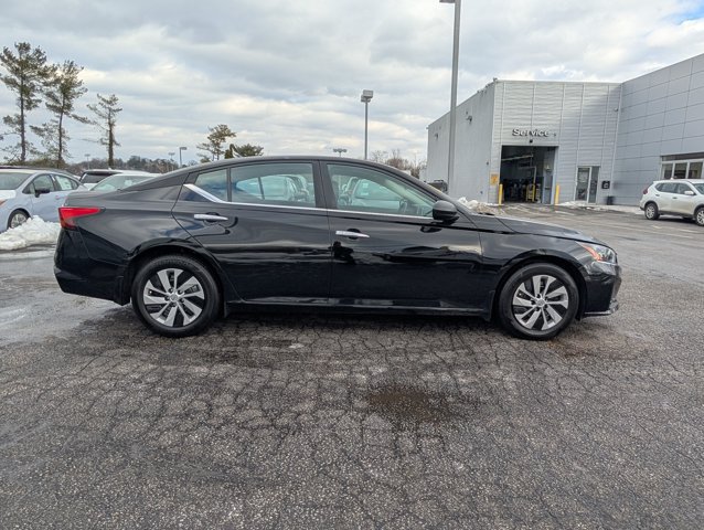Certified 2025 Nissan Altima 2.5 S FWD image 2