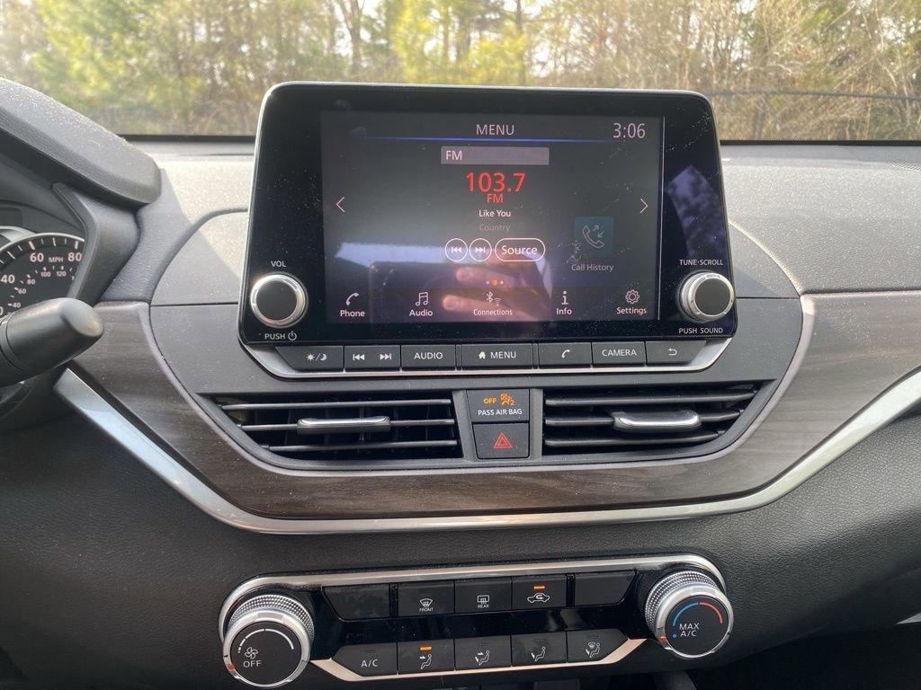 Used 2023 Nissan Altima 2.5 SV image 23