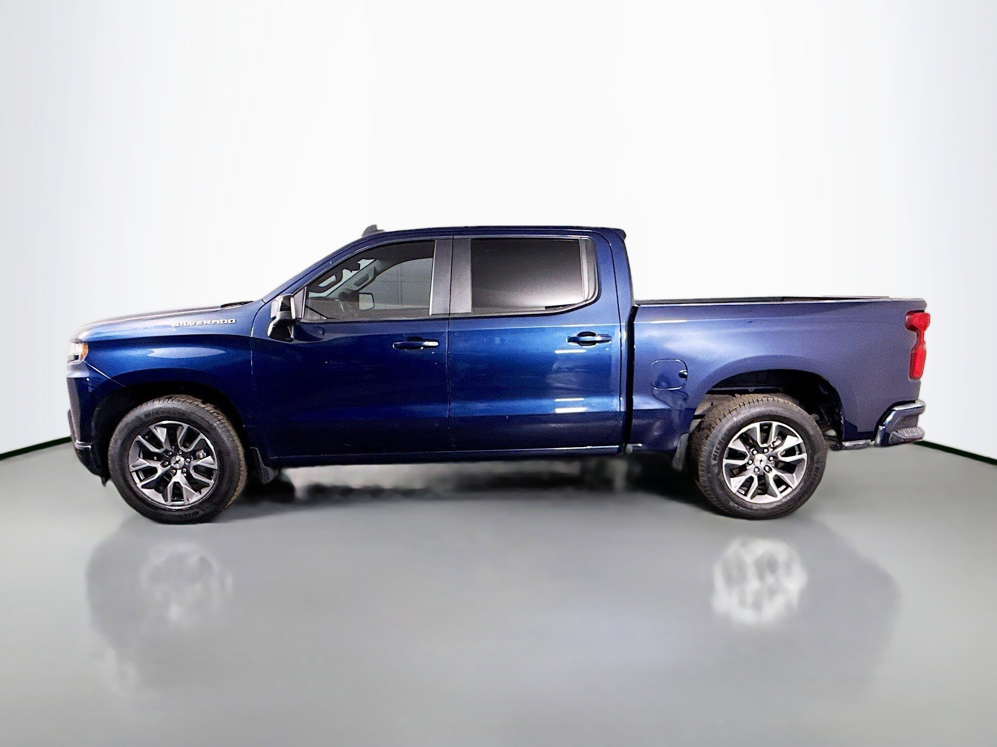 Used 2020 Chevrolet Silverado 1500 RST w/ RST Value Package RWD image 6