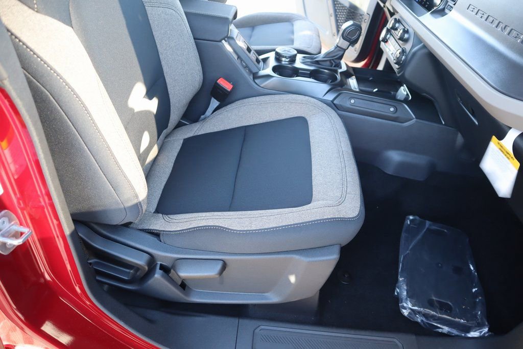 New 2025 Ford Bronco Big Bend image 16