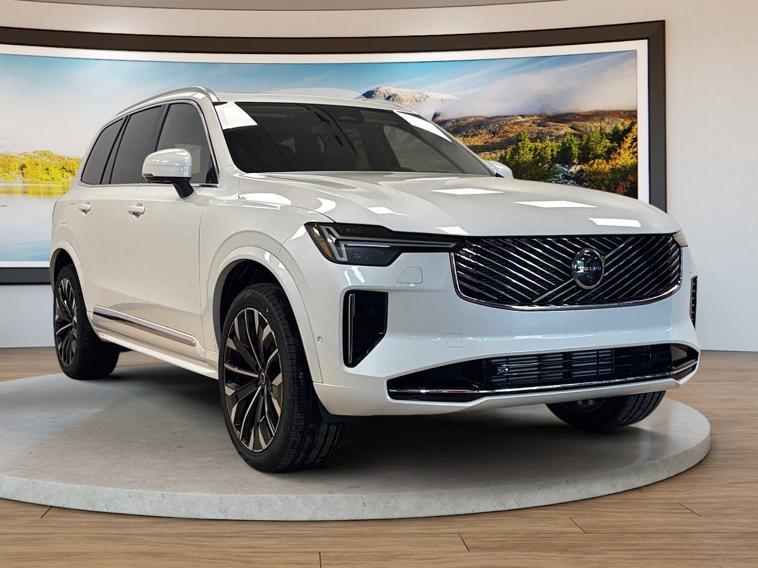 New 2026 Volvo XC90 T8 Ultra w/ Protection Package AWD/4WD image 3