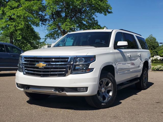Used 2020 Chevrolet Suburban LT w/ Luxury Package AWD/4WD image 1